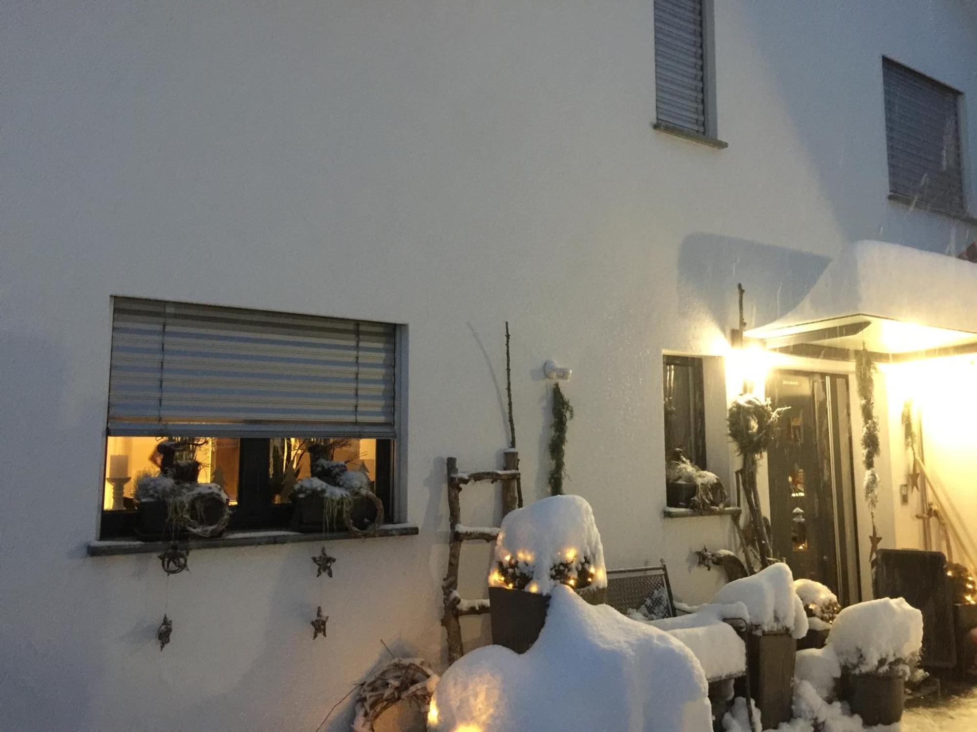 2-Zimmer Ferienwohnung An Ruhiger Lage Triesenberg Exterior photo